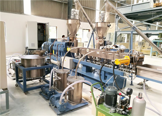 Chine Machine jumelle en plastique de boudineuse à vis pour le remplisseur Masterbatch donnant l'approbation d'OIN de la CE fournisseur