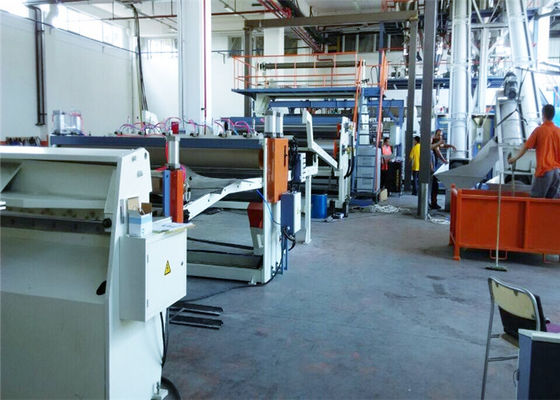 Chine ligne en plastique d'extrusion de feuille du HDPE 700kw avec le système de alimentation automatique 3000kg/hr fournisseur